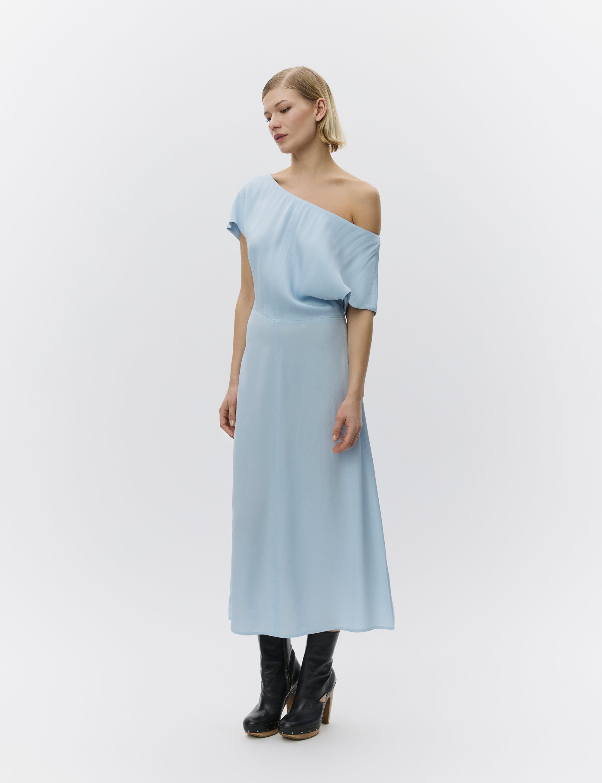 DAY Birger ét Mikkelsen Mara - Matte Crepe Dress 144115 CASHMERE BLUE