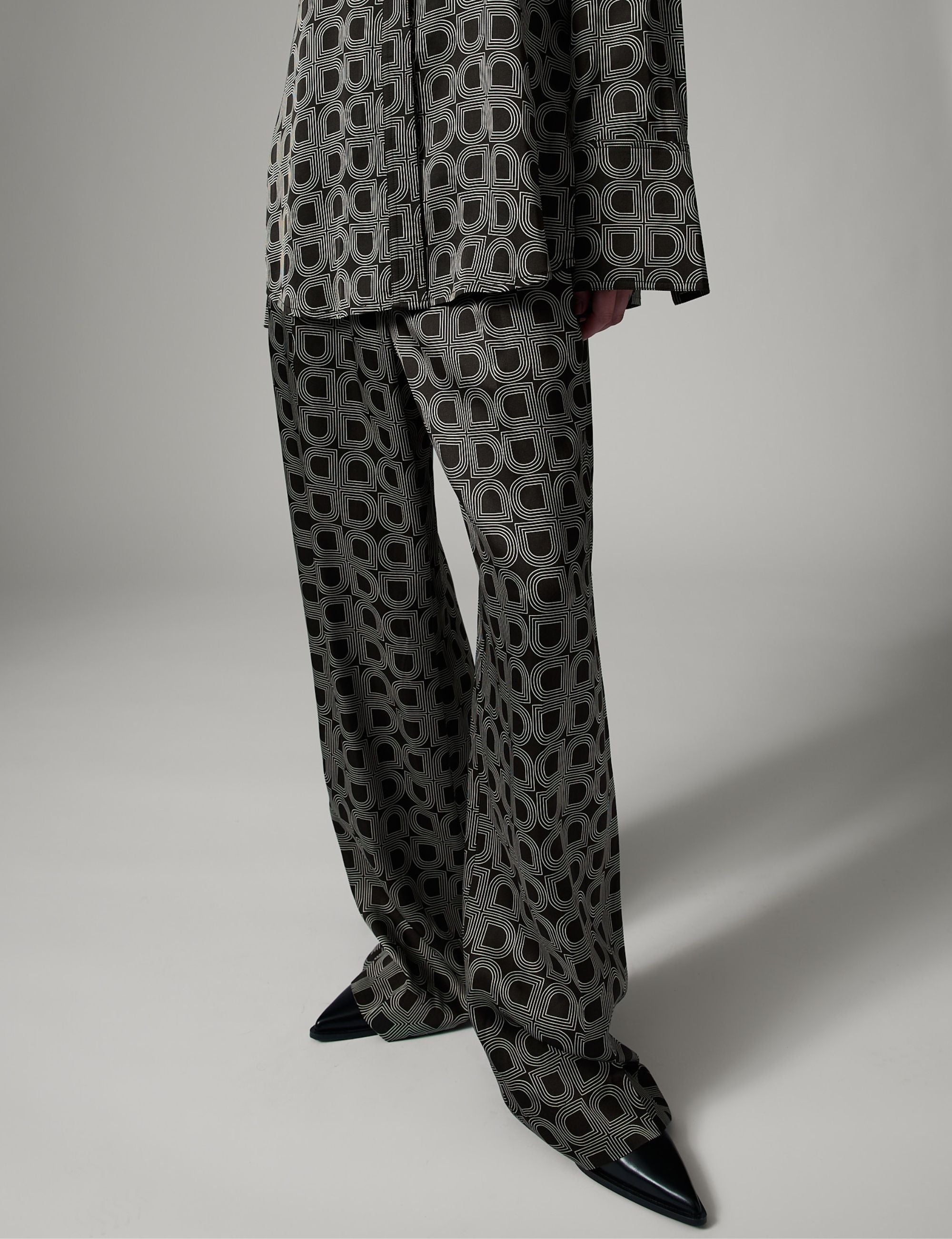 DAY Birger ét Mikkelsen Phoebe - Fluid Viscose - Pants Pants 190303 Black