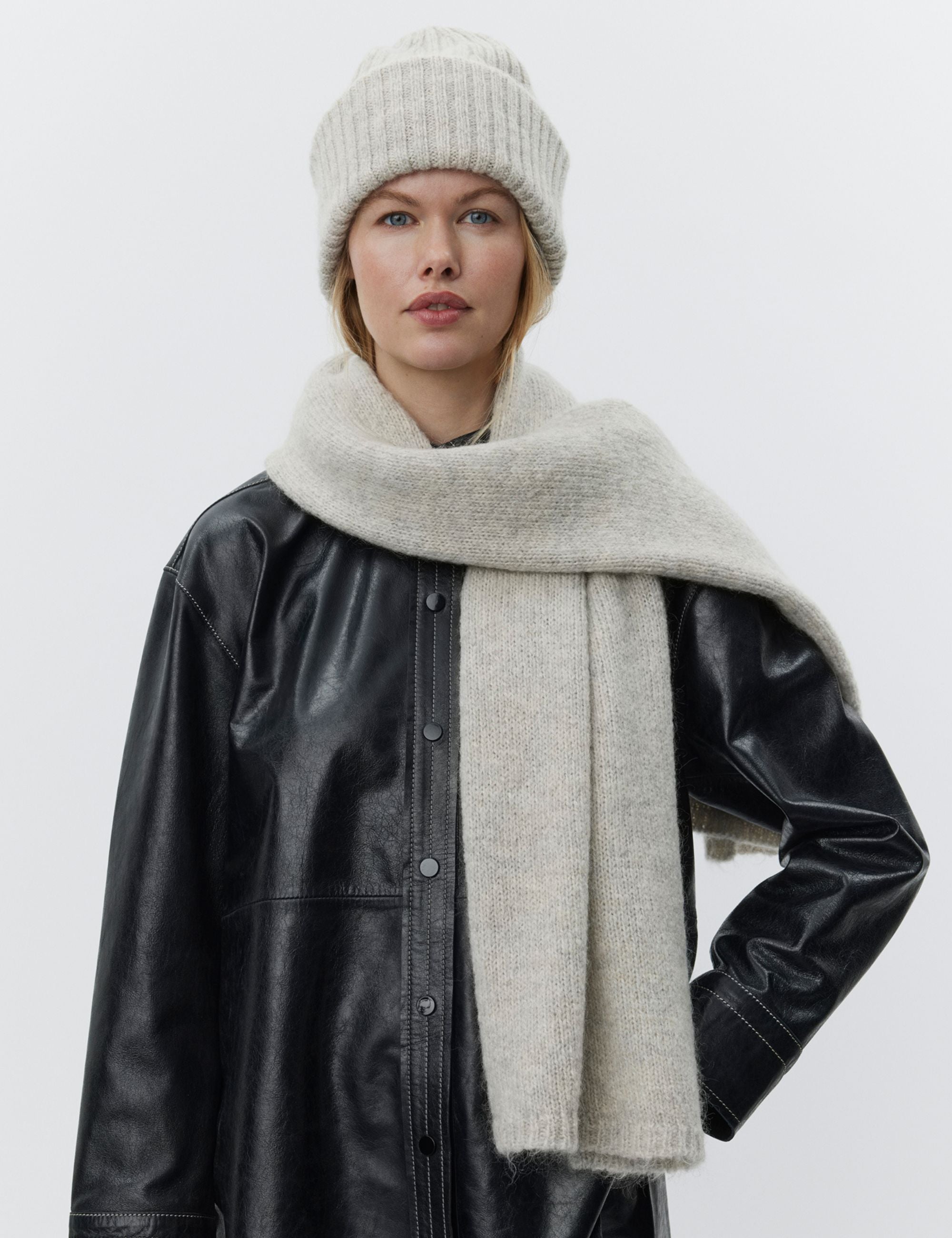 DAY Birger ét Mikkelsen Sine - Soft Mohair Scarves 500036 LIGHT GREY MELANGE