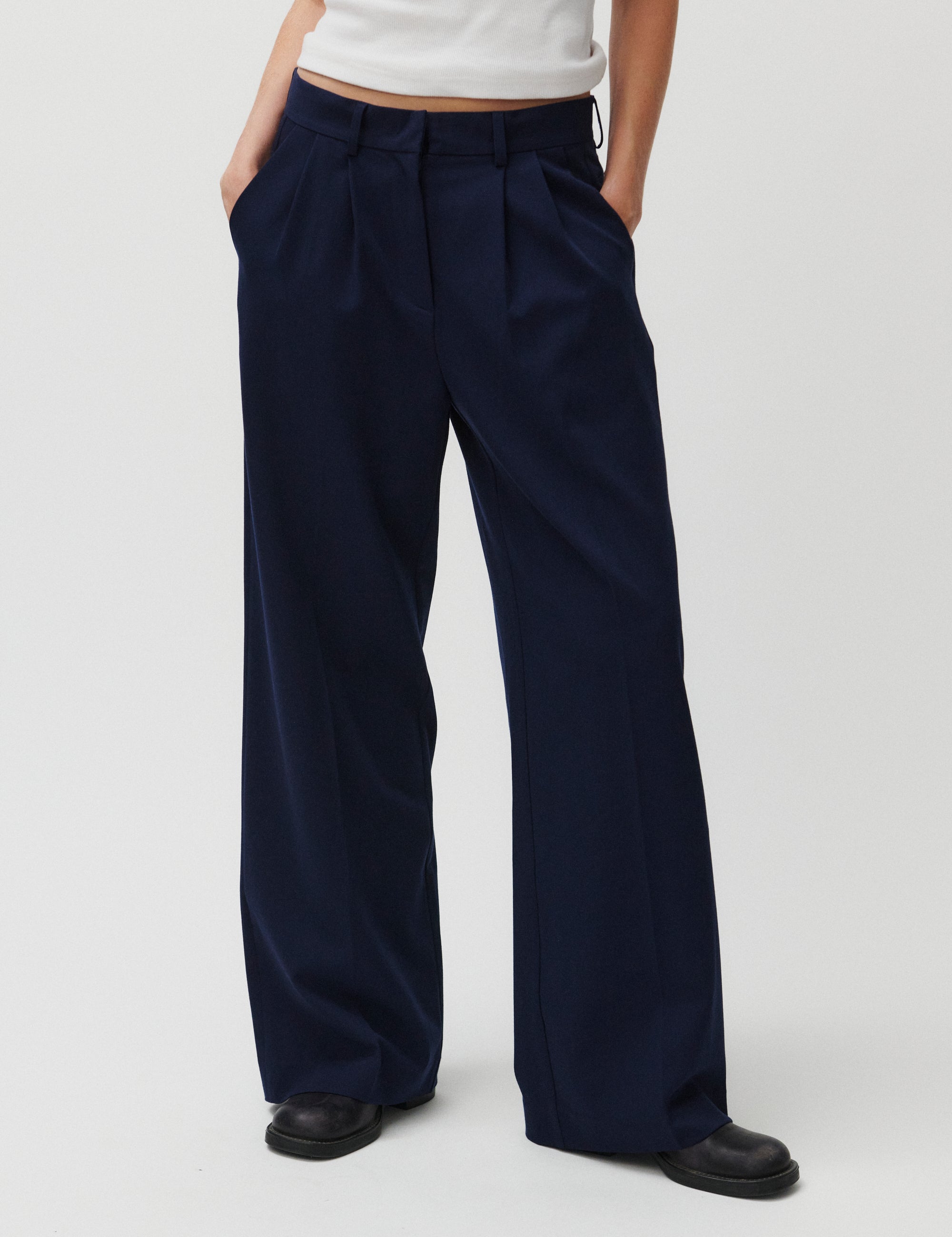 2ND Mille - Daily Sleek - Navy Blazer