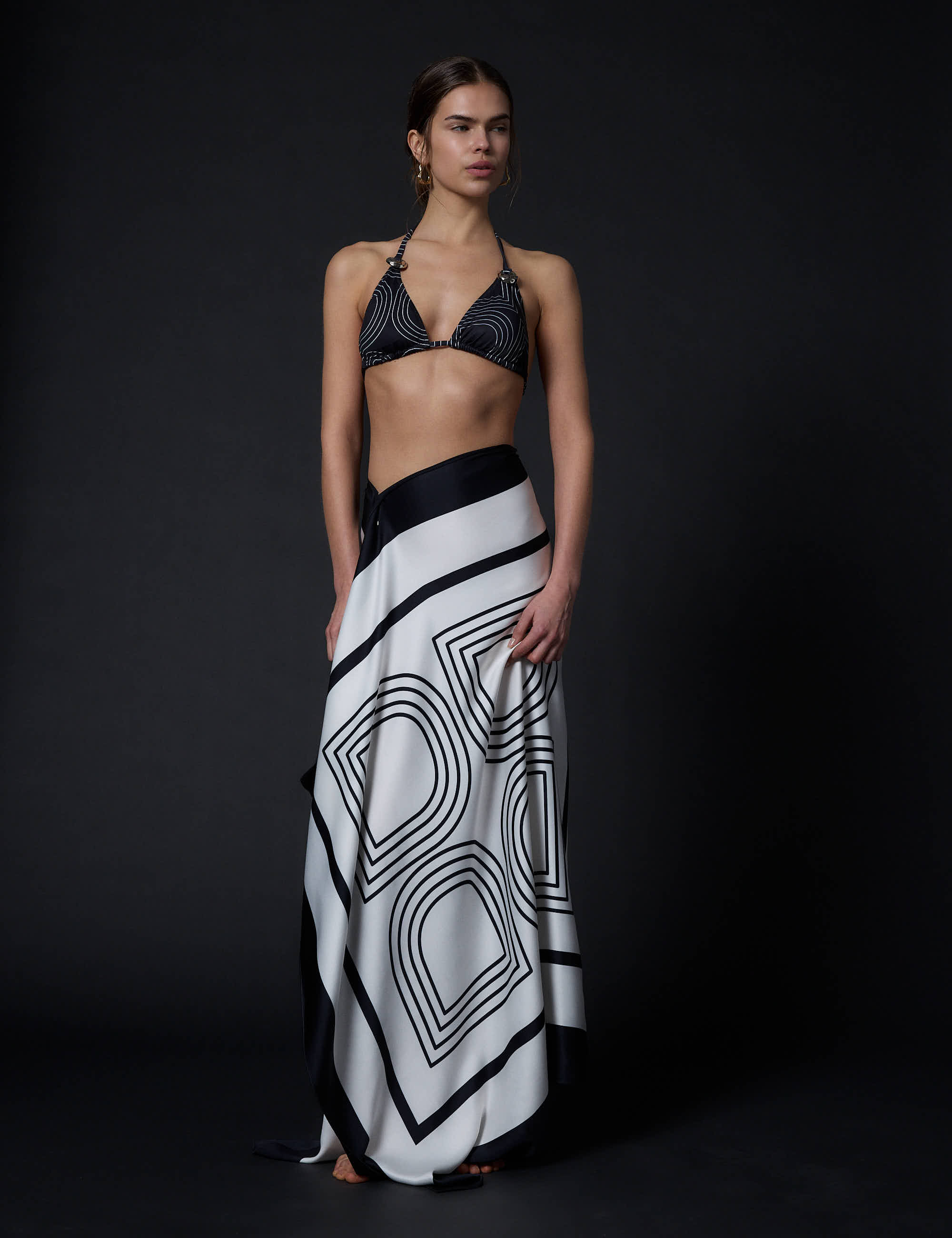 DAY Birger ét Mikkelsen SARY- FLUID VISCOSE Scarf 190303 Black