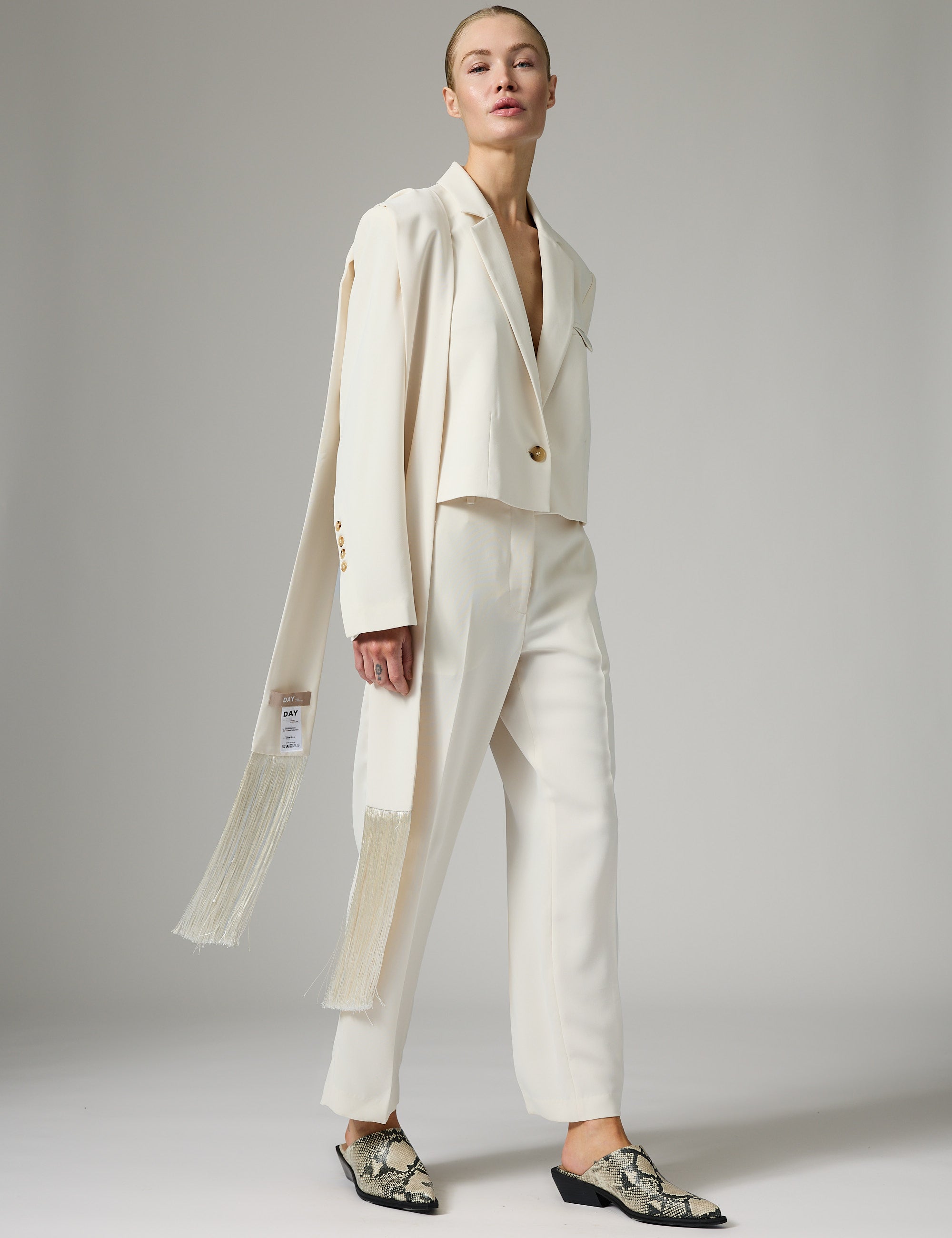 DAY Birger ét Mikkelsen Tory - Classic Gabardine - Scarf Scarf 01002 Ivory Shade